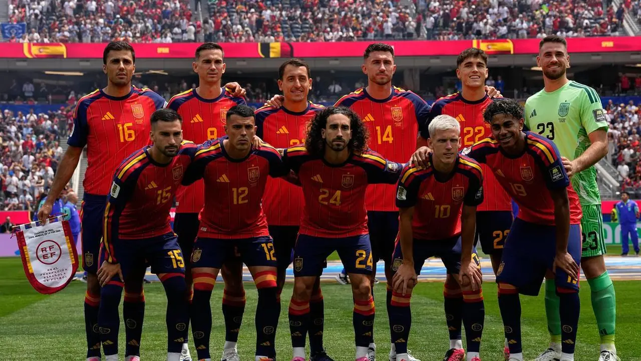 متى ستقام مباراة نصف النهائي بين إسبانيا وفرنسا في كأس العالم؟